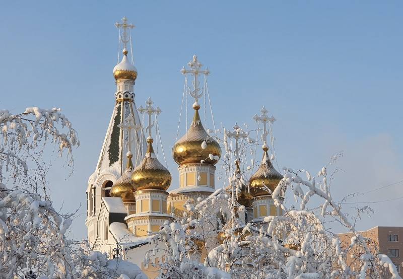 Поздравляем родных и близких с великим праздником Крещения