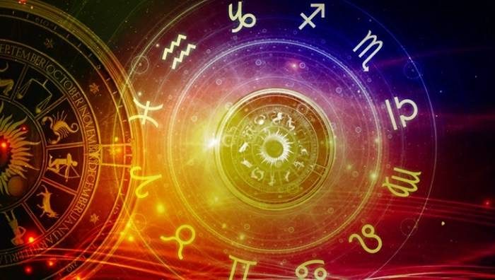 Финансовые перспективы: Что предсказывает восточный гороскоп на неделю с 19 по 25 января 2026?