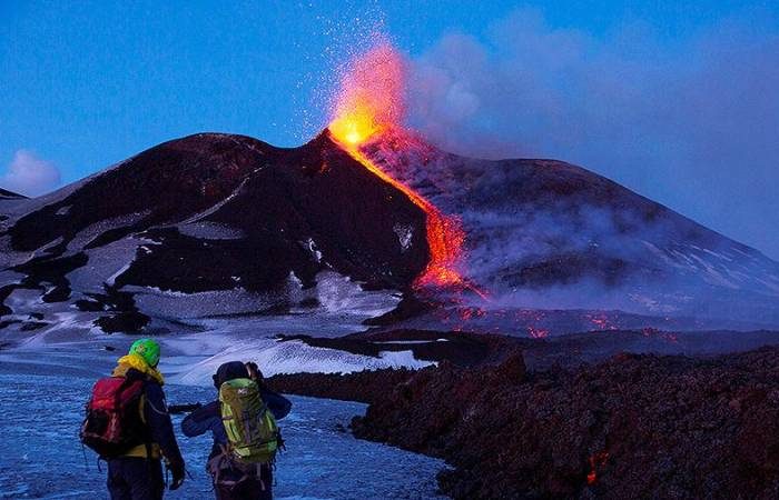 Что происходит на юге Исландии, где началось извержение вулкана