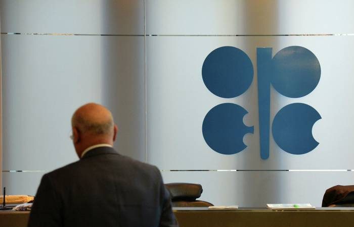 Мнения не совпали: ОПЕК и МЭА рекордно разошлись в прогнозах о нефти