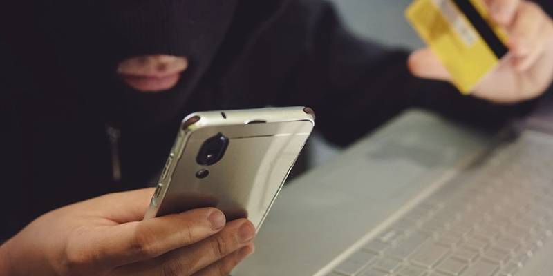 Как защитить телефон от взлома