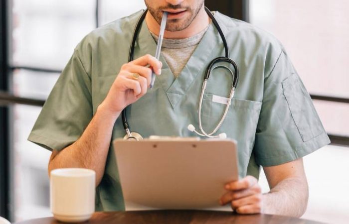 18 августа отмечается День Медика Таджикистана