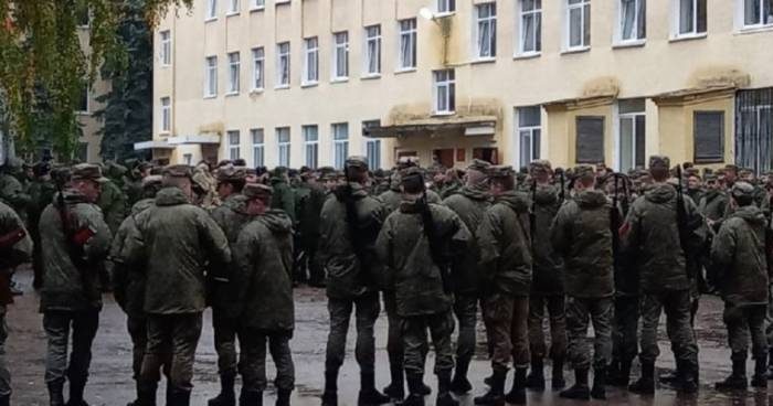 Кто из запасников попадет на военные сборы в 2026 году после указа президента