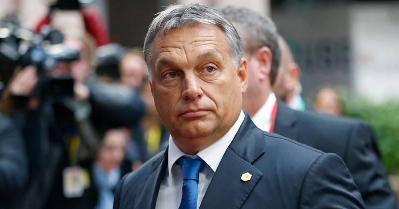 Это неудачная пародия на СССР: Орбан сравнил Евросоюз с Советской державой 