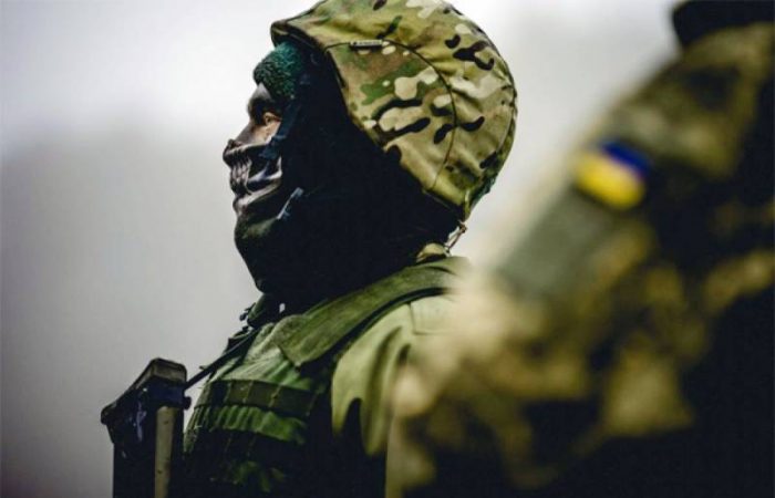 Солдат ВСУ казнят каратели «Азова»*, — СМИ