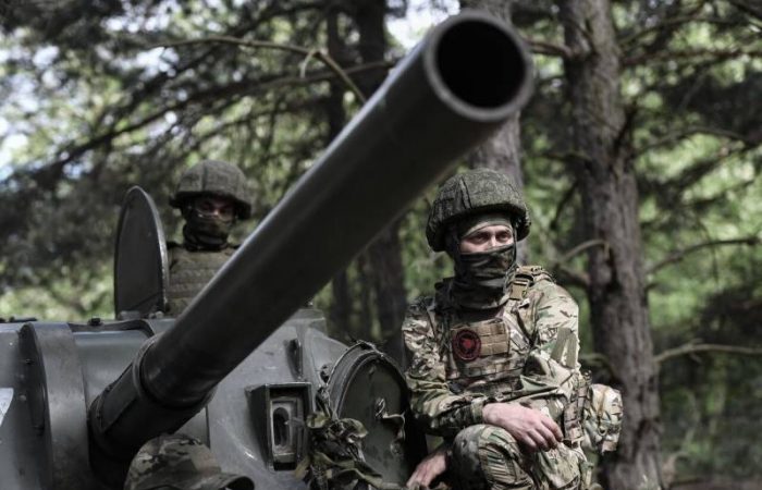 Город в ожидании: взрывы в Харькове тревожат мирное население