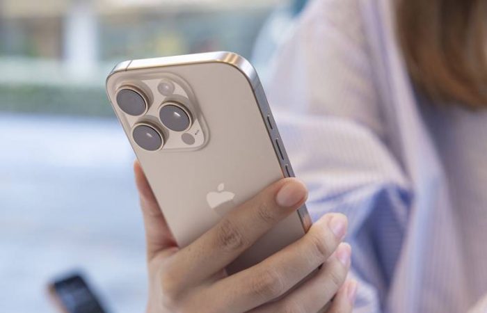 Говорить запрещается! Телефоны русских туристов массово блокируют при въезде в Египет