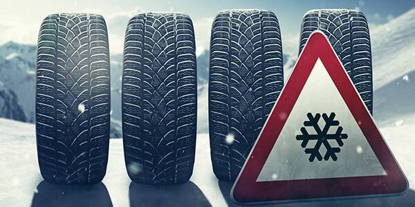 Россиянам напомнили, когда необходимо «переобуться», чтобы не получить штраф