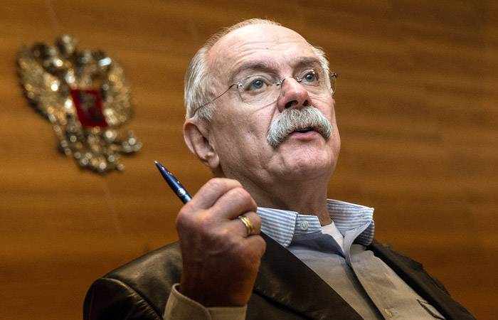 "Четыре смены власти": Никита Михалков напомнил россиянам о забытом пророчестве. Вот что скоро ждёт Россию