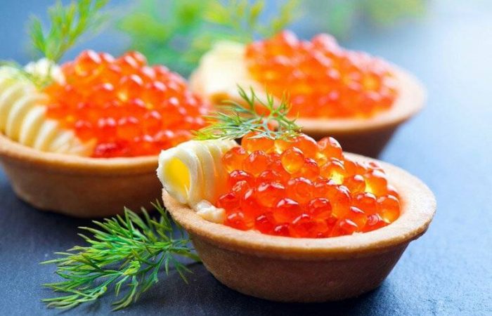 Икра и красная рыба: прогноз цен на праздничные угощения