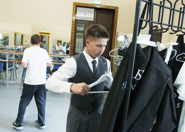 Бери, пока выгодно. В России в начале 2026 года одежда может подорожать на 10%