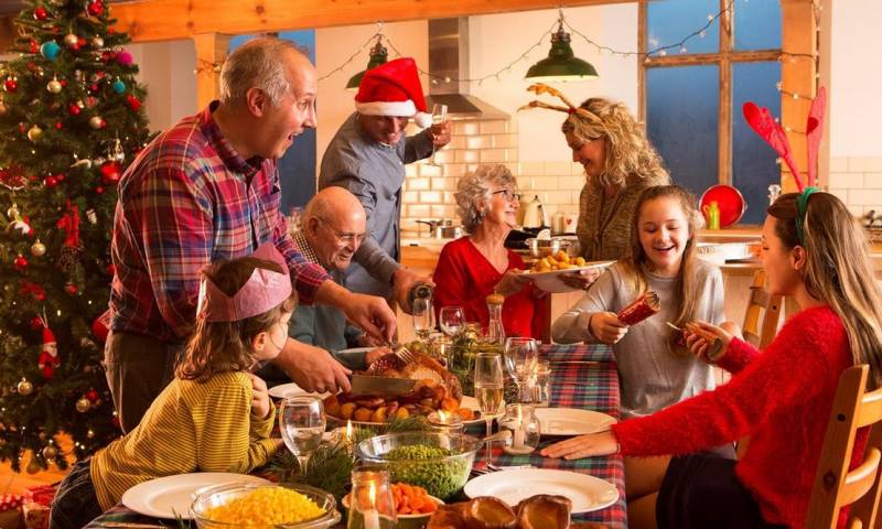 Семья станет только крепче: эксперты дали советы, как провести новогодние праздники без ссор и скандалов