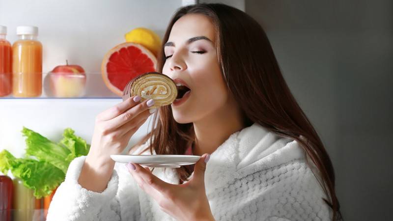 Метаболический хакинг: эксперт рассказал, как при помощи биохимии можно обмануть гормоны голода и сытости