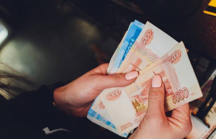 Финансовая грамотность: Как не оказаться в минусе после декабрьских трат