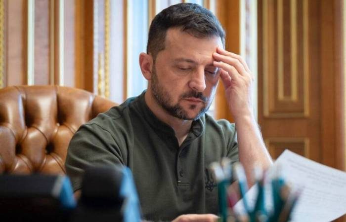 Последнее лето Украины: Зеленский предупредил о самом страшном периоде