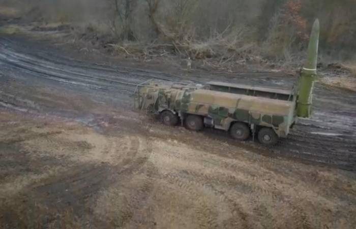 Киев в ожидании: Искандеры приближаются, Зеленский недоступен, восток в пламени