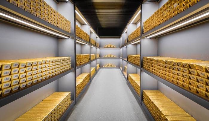 Эксперт Силаев: как мировая экономика влияет на доллар и металлы