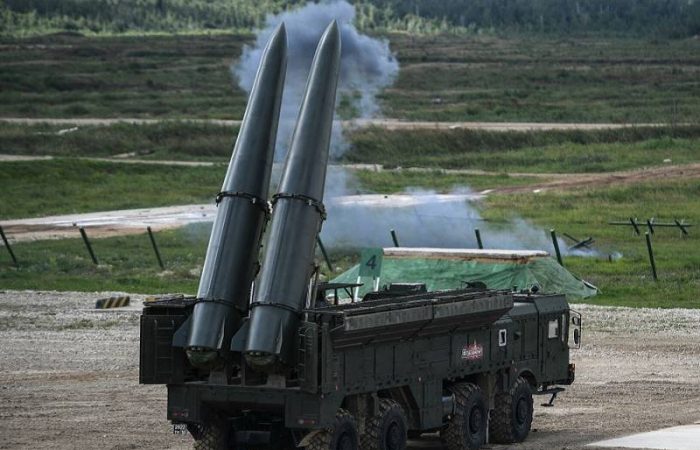 «Искандер» наносит удар по тайной авиабазе: убиты офицеры НАТО, разрушены важные грузы!