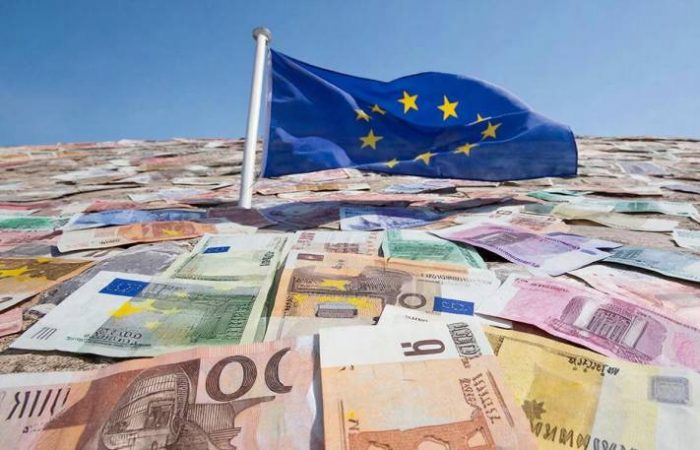 90 миллиардов любой ценой: ЕС готов голодать, но деньги Киеву отдаст