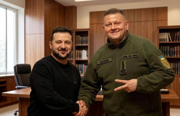 Залужный бросил вызов Зеленскому: генерал идет на президентские выборы